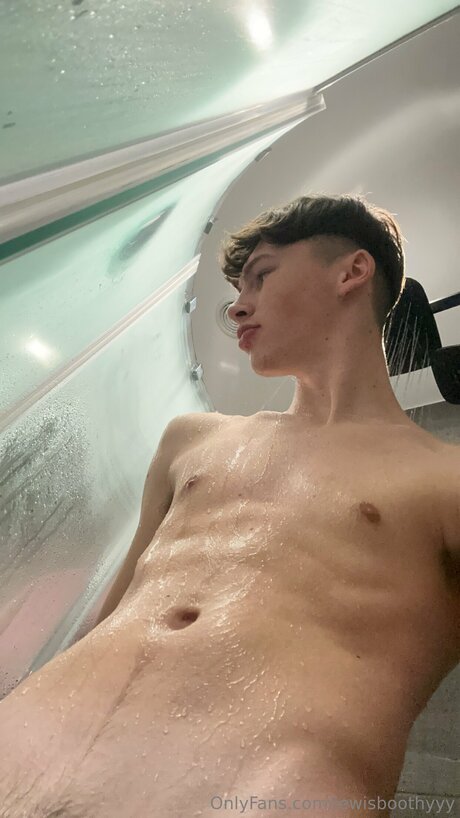 Lewisboothyvip