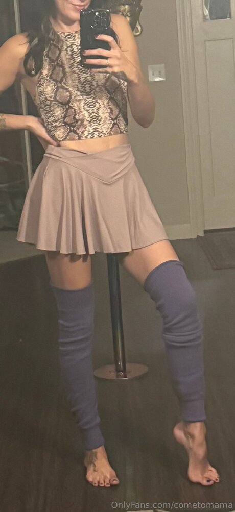 Naakte gelekte OnlyFans-foto van Cometomama