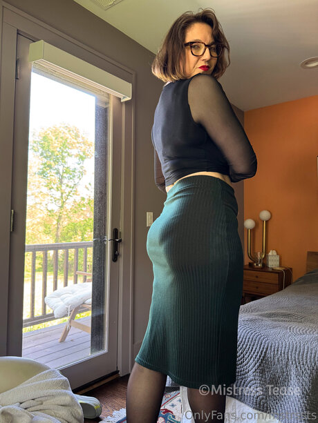 Naakte gelekte OnlyFans-foto van Mstrssts