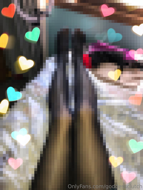 Goddessclutch