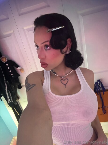 Naakte gelekte OnlyFans-foto van Iwantchyna
