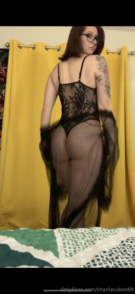 Charliecakes69