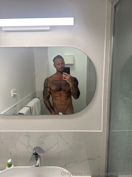 Alexjoneskik11