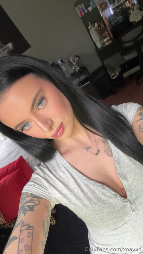 Naakte gelekte OnlyFans-foto van Xoavxo