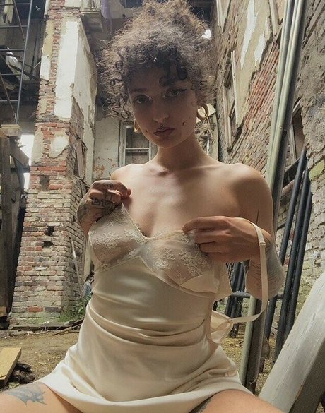 Naakte gelekte OnlyFans-foto van Lovepotion