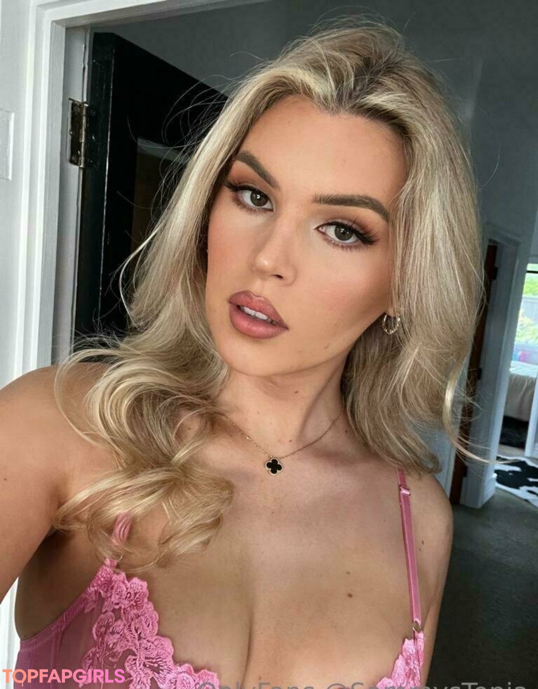 Naakte gelekte OnlyFans-foto van Sammystopia #85 Naakte gelekte OnlyFans-foto van Sammystopia #85