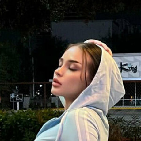 Naakte gelekte OnlyFans-foto van Realtaylerhills