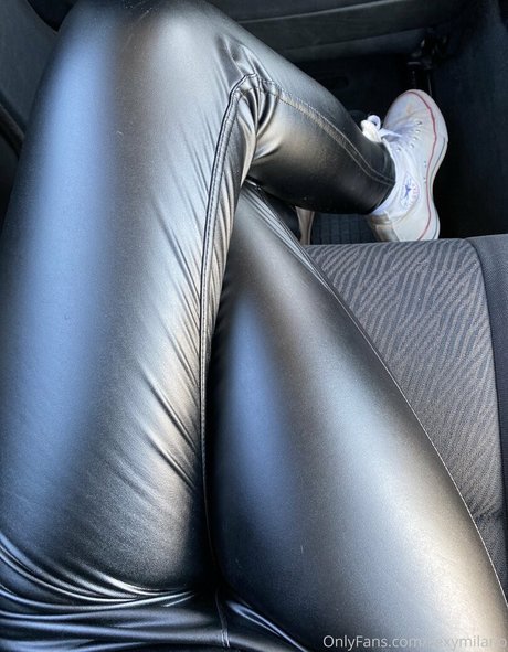 Naakte gelekte OnlyFans-foto van Sexymilano