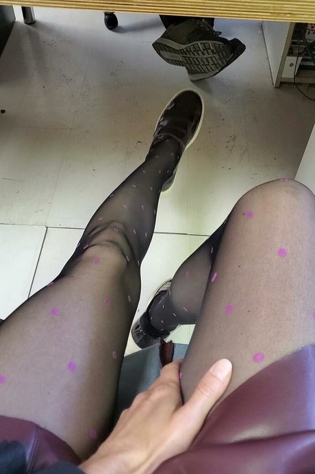 Naakte gelekte OnlyFans-foto van Popruzhinka