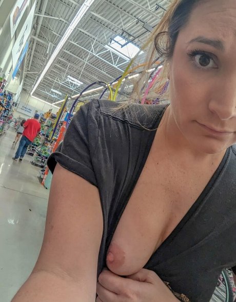 Naakte gelekte OnlyFans-foto van Pandapaws022
