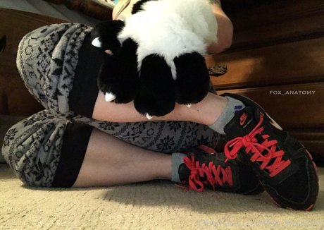 Naakte gelekte OnlyFans-foto van Foxanatomy