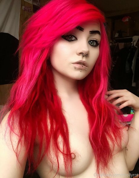 Naakte gelekte OnlyFans-foto van Mollyrot