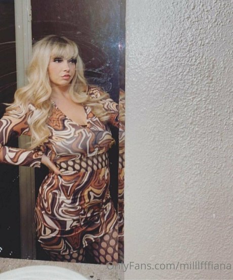Naakte gelekte OnlyFans-foto van Milllfffiana