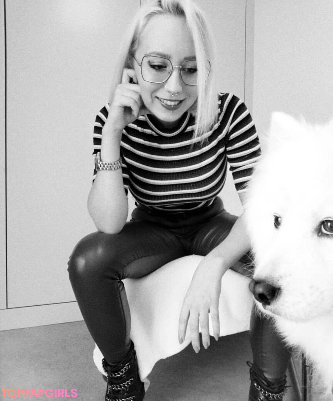 Naakte gelekte OnlyFans-foto van Methvespertine #37 Naakte gelekte OnlyFans-foto van Methvespertine #37