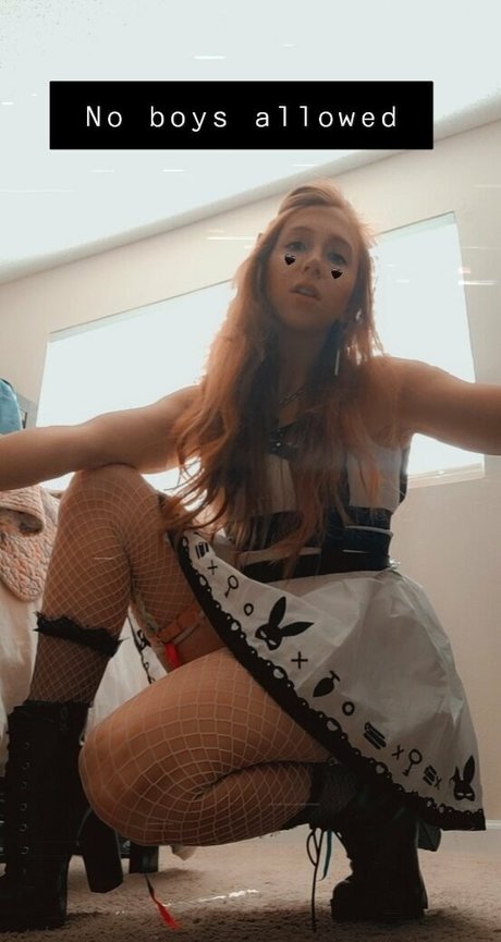 Naakte gelekte OnlyFans-foto van Squishergirl