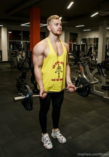 Naakte gelekte OnlyFans-foto van Fitshinfree