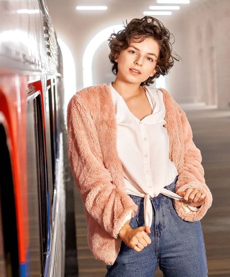 Naakte gelekte OnlyFans-foto van Karina Martins