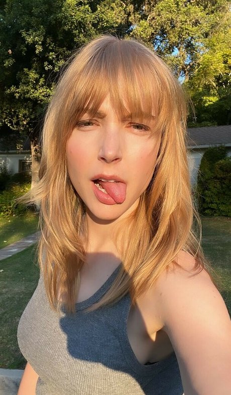 Stevie Wynne Levine