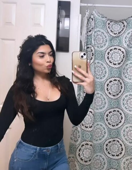 Naakte gelekte OnlyFans-foto van Ytnataliaa
