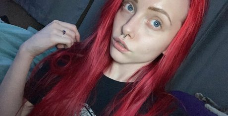 Naakte gelekte OnlyFans-foto van Xxxloveanastasia