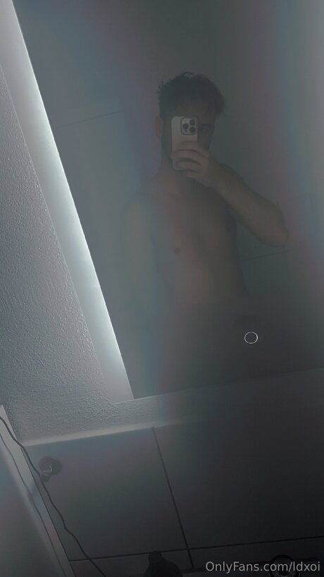 Naakte gelekte OnlyFans-foto van Ldxoi