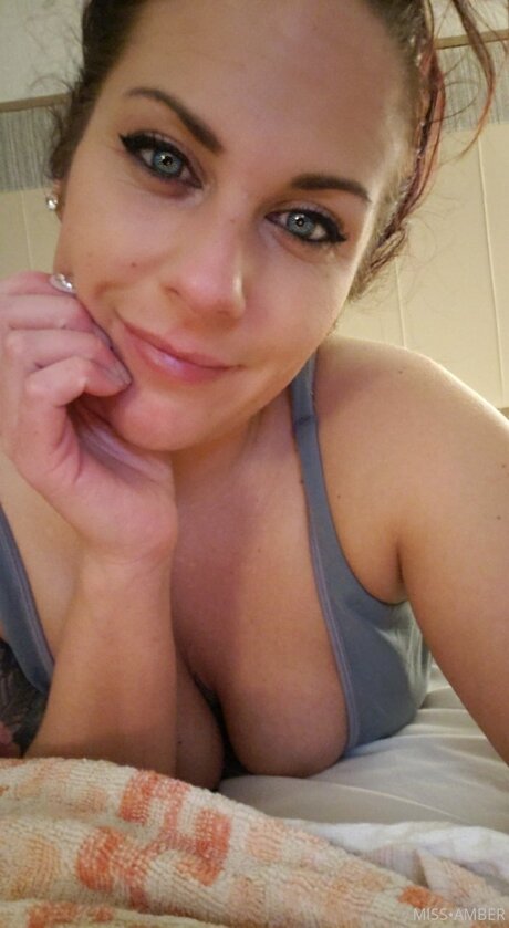 Missamberdoesxxx