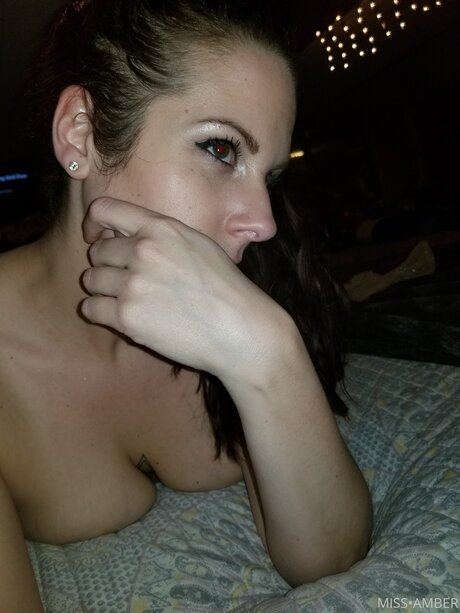 Missamberdoesxxx