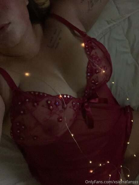 Naakte gelekte OnlyFans-foto van Xsierrafansss
