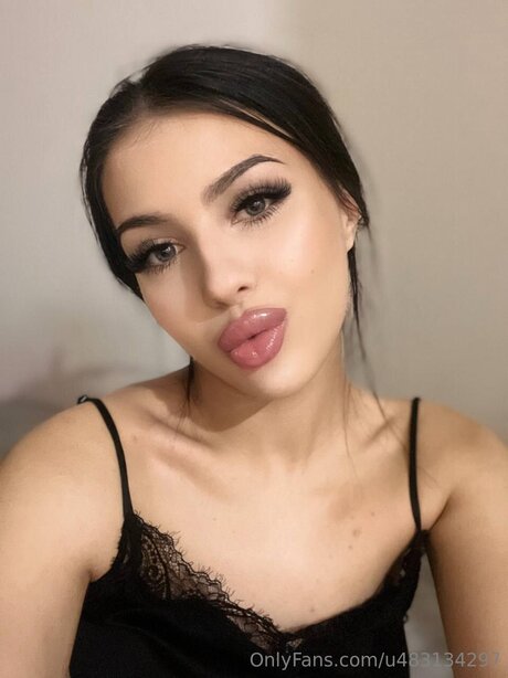 Naakte gelekte OnlyFans-foto van U483134297