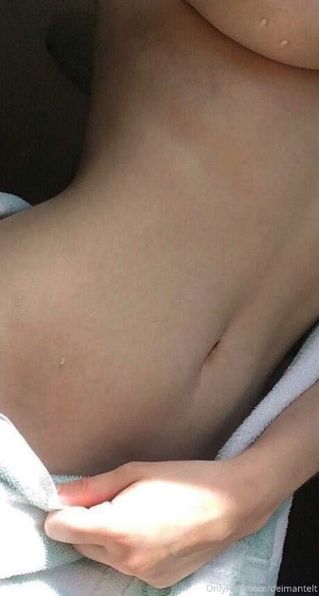 Naakte gelekte OnlyFans-foto van Diamondarling