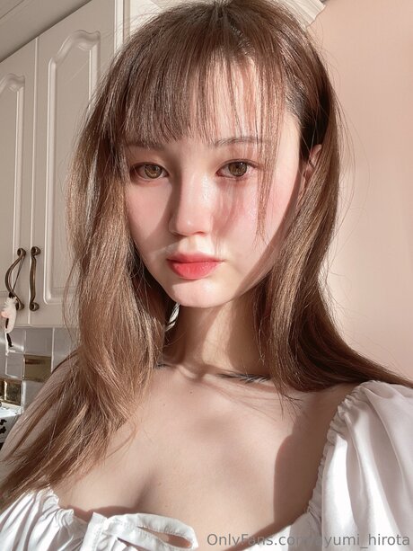 Ayumi Hirota