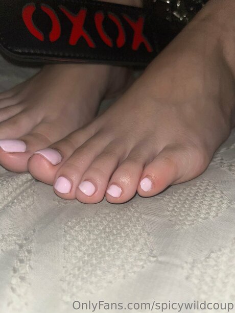 Naakte gelekte OnlyFans-foto van Spicywildcoup