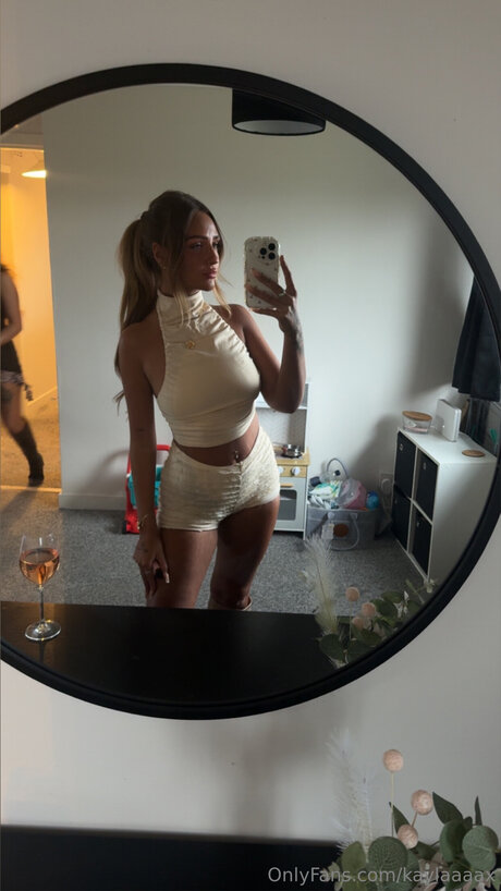 Kaylaaaax