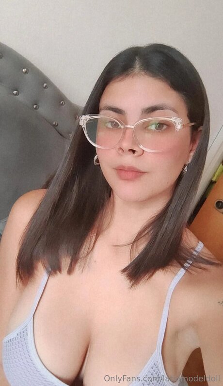 Naakte gelekte OnlyFans-foto van Goddeslu