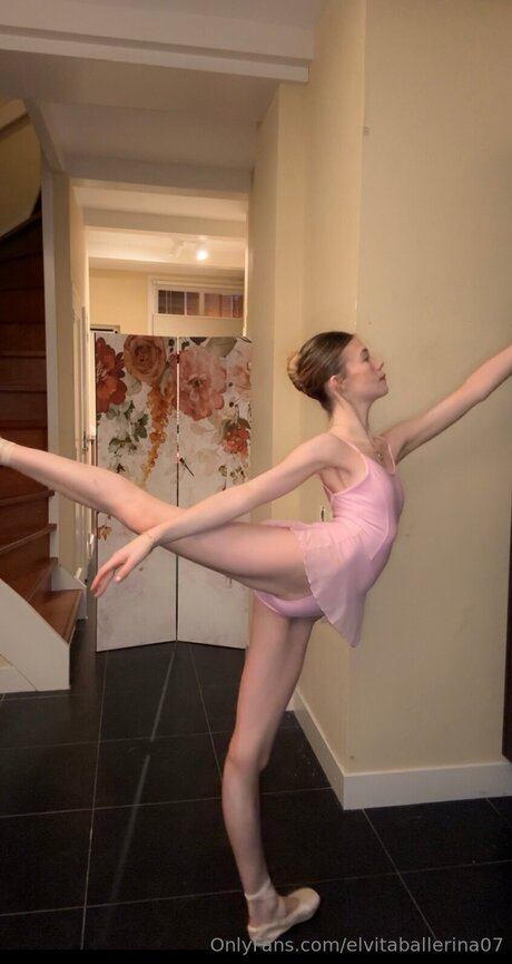 Elvitaballerina07
