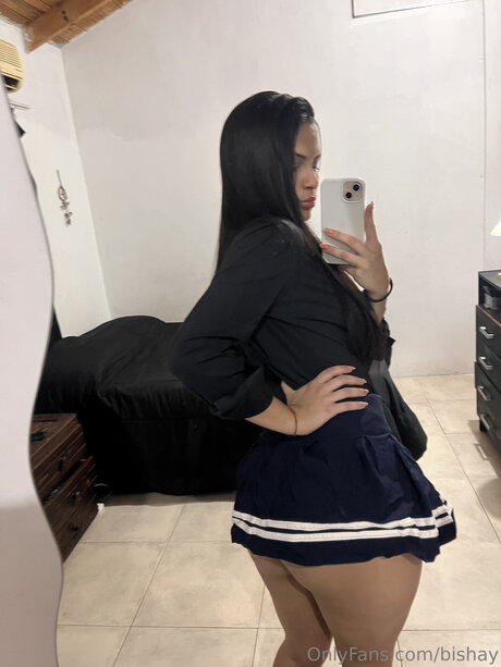 Naakte gelekte OnlyFans-foto van Bishay
