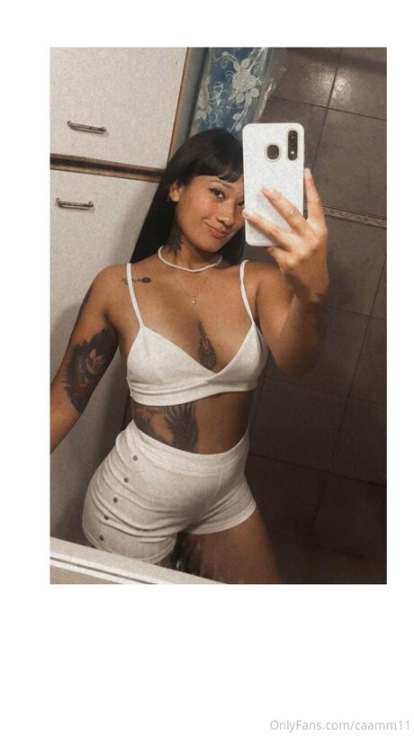 Naakte gelekte OnlyFans-foto van Caamm11