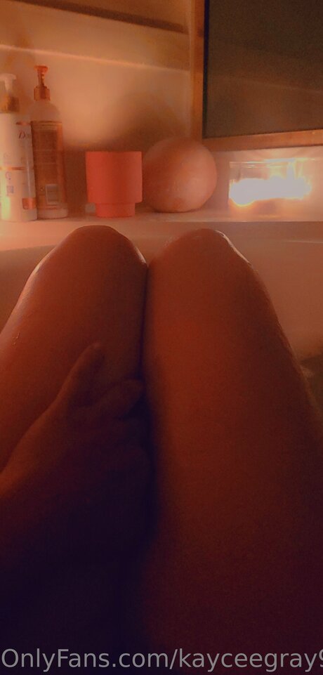 Naakte gelekte OnlyFans-foto van Kayceegray89