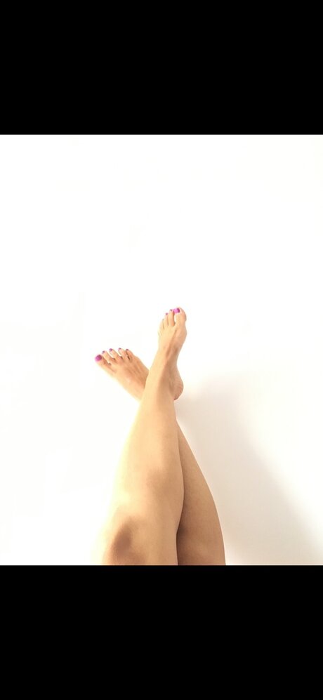 Naakte gelekte OnlyFans-foto van Amelia3107