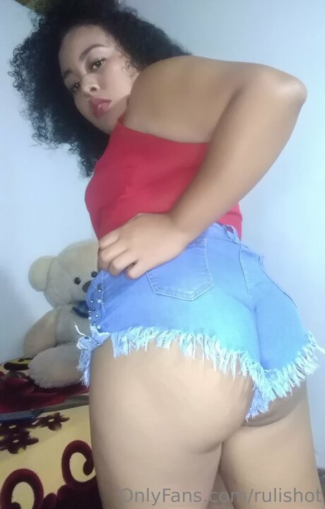 Naakte gelekte OnlyFans-foto van Rulishot