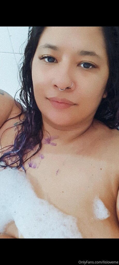 Naakte gelekte OnlyFans-foto van Lisloveme