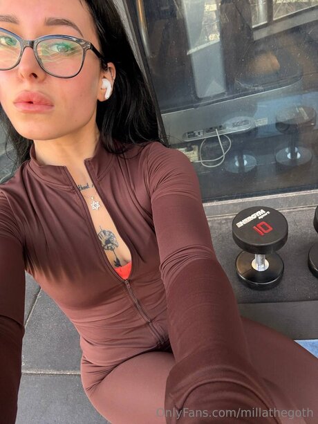 Naakte gelekte OnlyFans-foto van Millathegoth
