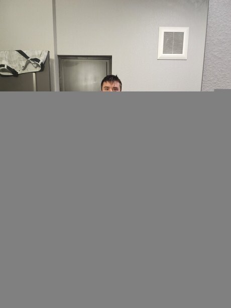Naakte gelekte OnlyFans-foto van The Az Dean