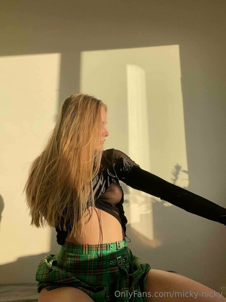 Nicole Foley