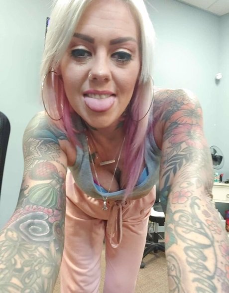 Tattooedbarbie86