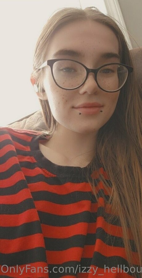 Izzy_hellbourne