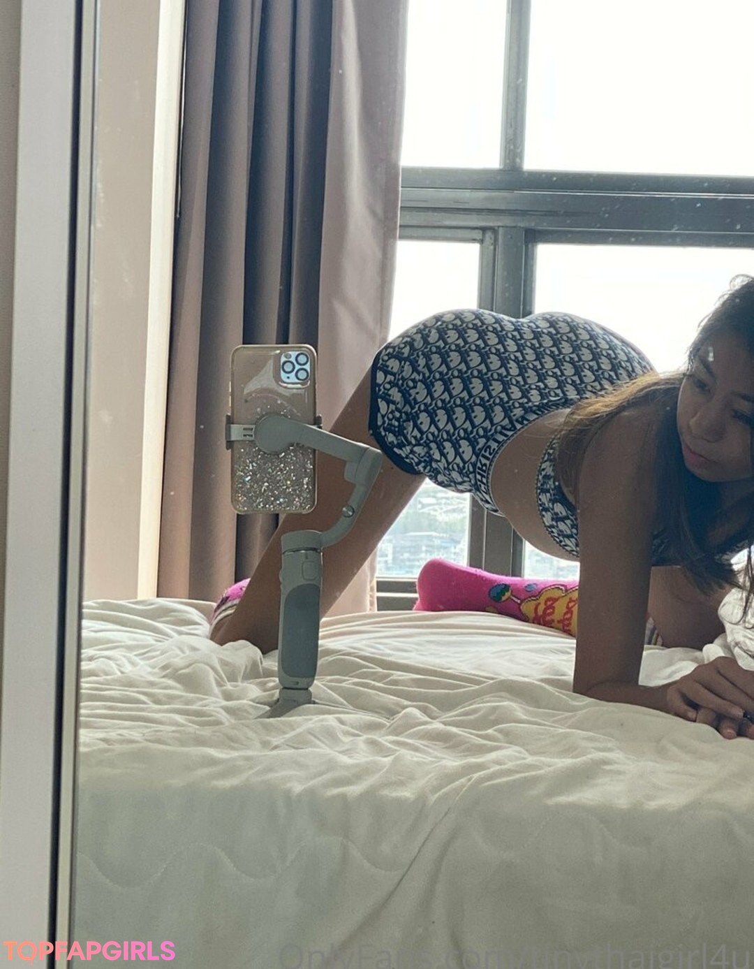 Naakte gelekte OnlyFans-foto van Tinythaigirl4u #30 Naakte gelekte OnlyFans-foto van Tinythaigirl4u #30