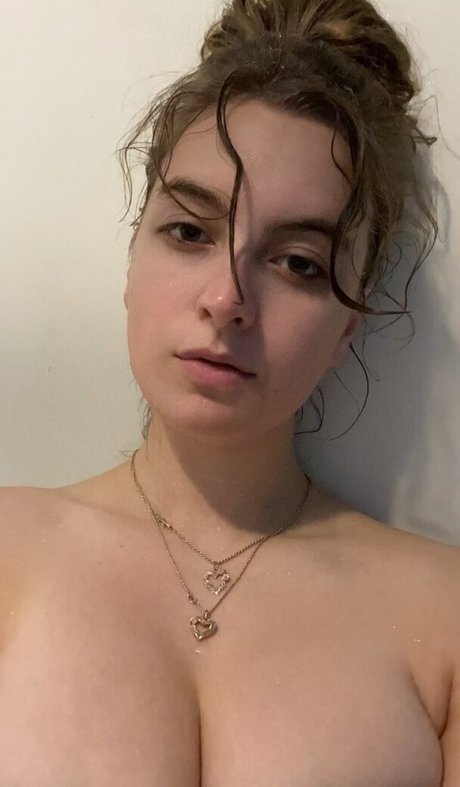 Naakte gelekte OnlyFans-foto van Laila Wolf