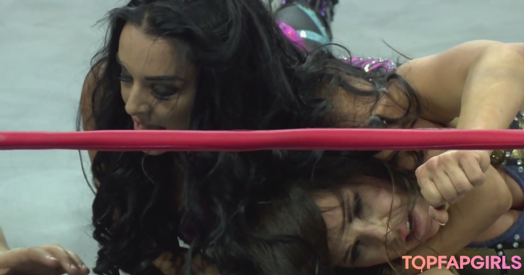 Naakte gelekte OnlyFans-foto van Mickie James #368 Naakte gelekte OnlyFans-foto van Mickie James #368