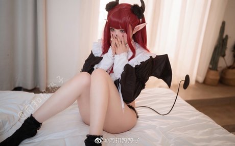 Naakte gelekte OnlyFans-foto van Rioko Cosplay
